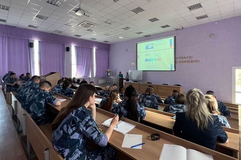 кагмс курская академия государственной и муниципальной службы. приволжский институт повышения квалификации фнс зимина. всероссийская государственная налоговая академия. сотрудник налоговой службы. сотрудник фнс.