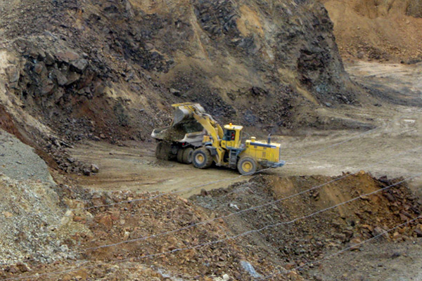Добыча полезных ископаемых вологодская область. Вскрышная добыча в Дальнегорске.